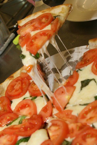 Dewey's Pizza